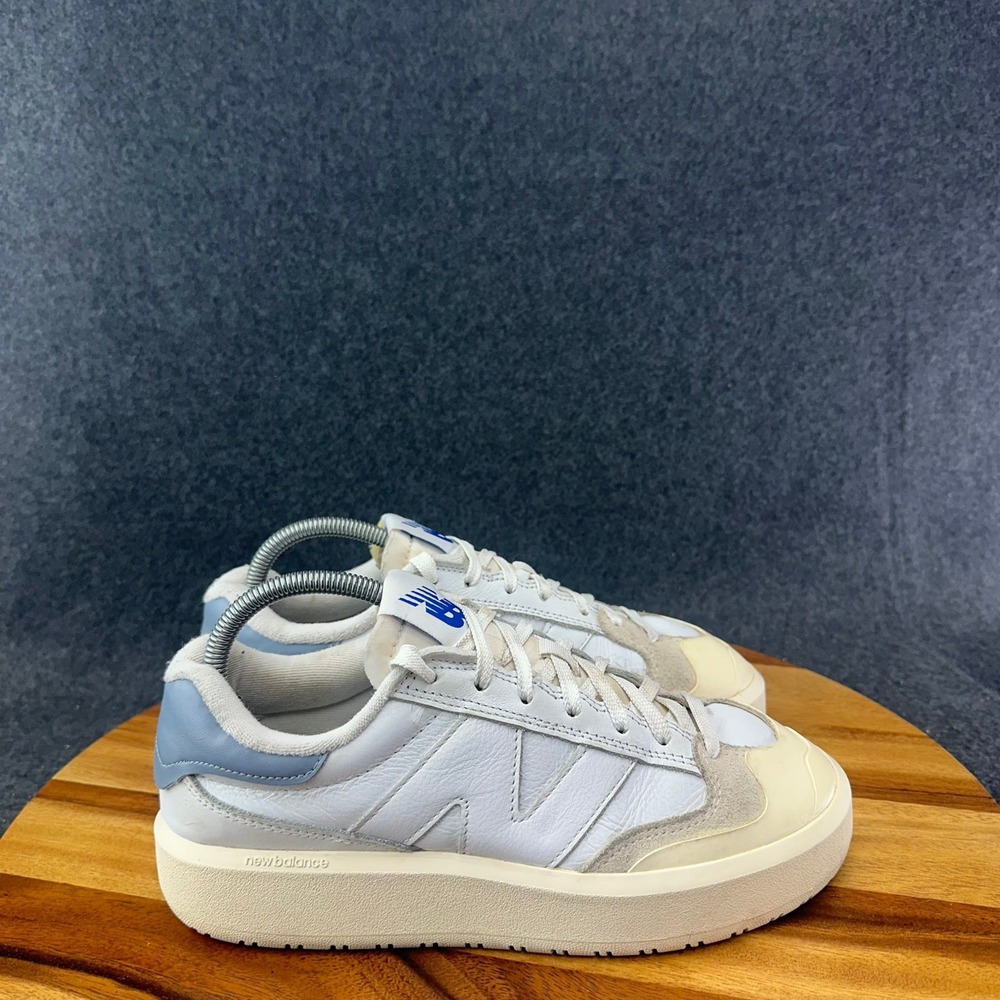 New Balance 302 Womens Size 9D White Grey Sneakers CT302 Casual Shoes CT302OA
